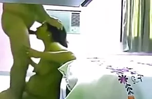 XXX Bionda onde video porno di donne famose italiane e in piedi