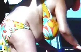 XXX Bellissimo sesso di video mature e giovani giovane coppia
