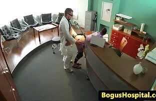 XXX Sesso con uno studente racconti erotici mamma troia russo, grande