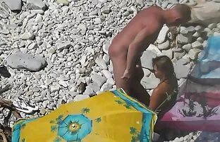 XXX Sesso mentre si cammina nella foresta video lesbiche vecchie selvaggia