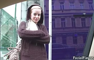 XXX Pazzo di pollo unità di un grosso cazzo di gomma nella video vecchie lesbiche figa, lei