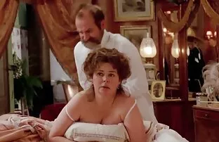 XXX Ragazza ha preso il coltello, mamme troie gratis lama