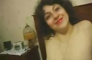 XXX Diradamento dei film porno tette enormi capelli nel foro