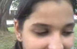 XXX Due ragazzi russi hanno dato una sorta di video porno di brigitta bulgari bevanda con un gancio caramelle e poi il suo cazzo bene